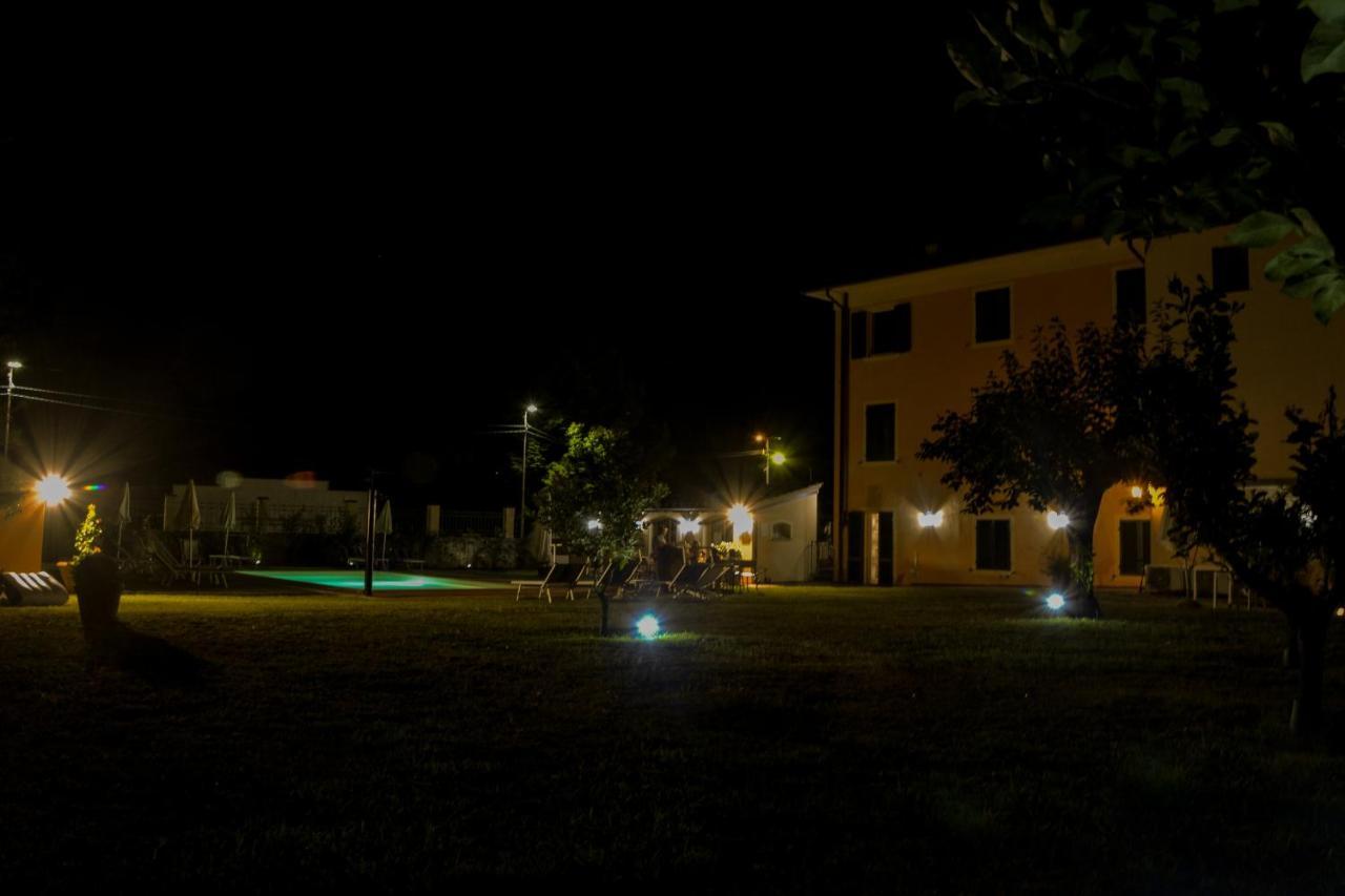 Garden Relays Villa Rosy Massarosa Exteriér fotografie
